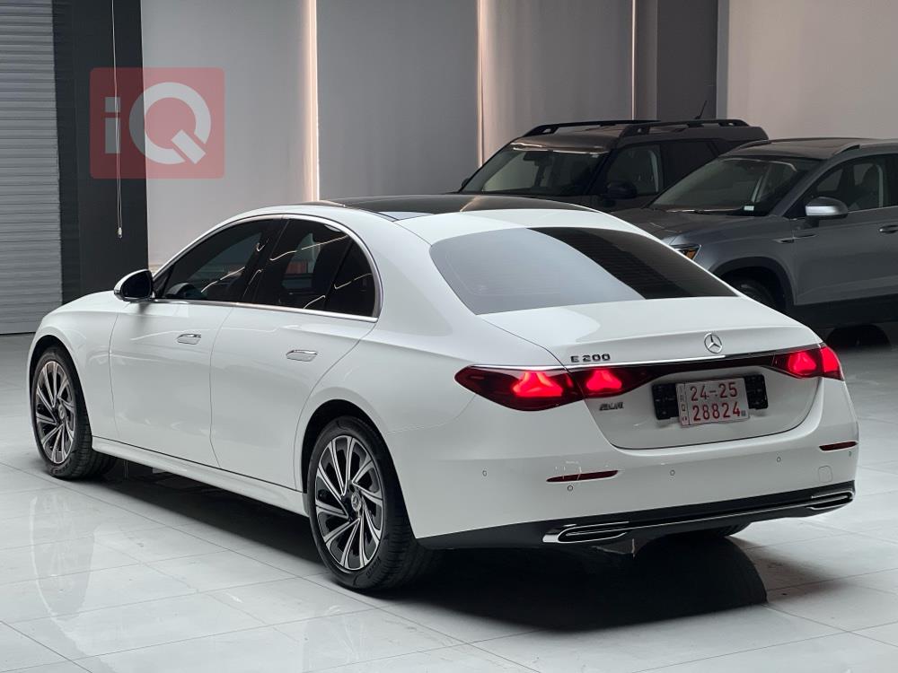 مرسيدس بنز E-Class